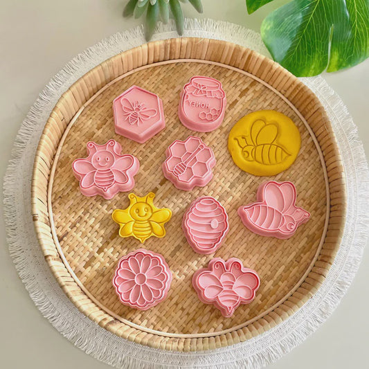 Playdough Cutters & Stamp Sets | Bees